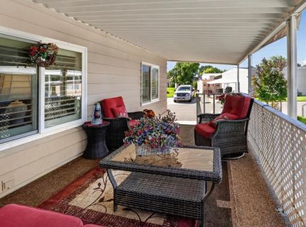 119 Calle Maria, Elk Grove, CA 95624 Photo