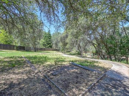 10767 Joeger Rd, Auburn, CA 95602 Photo