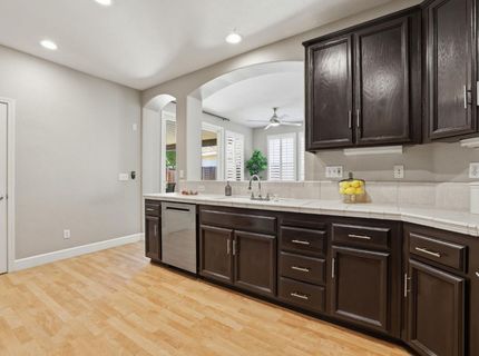 576 Sutherland Ranch Ln, Roseville, CA 95678 Photo