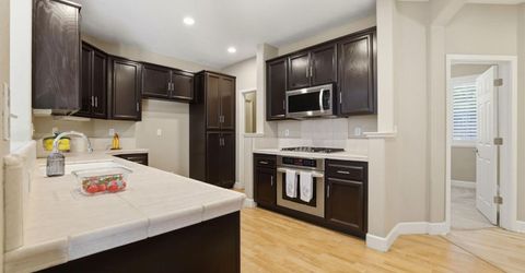 576 Sutherland Ranch Ln, Roseville, CA 95678 Photo