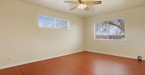 8595 Bradshaw Rd, Elk Grove, CA 95624 Photo