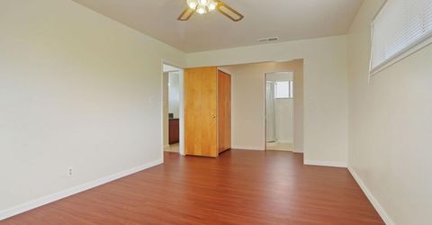 8595 Bradshaw Rd, Elk Grove, CA 95624 Photo