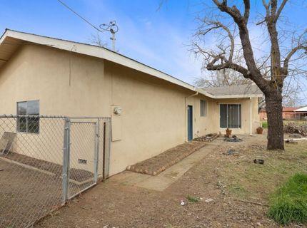 8595 Bradshaw Rd, Elk Grove, CA 95624 Photo