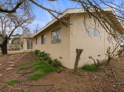 8595 Bradshaw Rd, Elk Grove, CA 95624 Photo