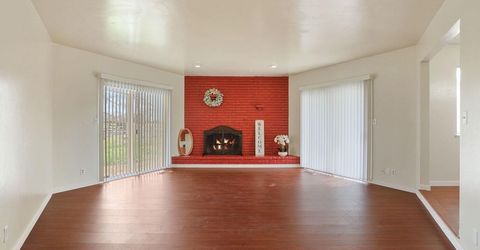 8595 Bradshaw Rd, Elk Grove, CA 95624 Photo