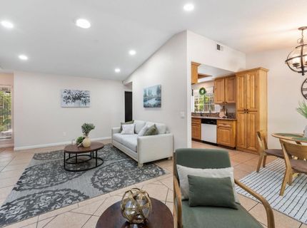8645 Prairiewoods Dr, Sacramento, CA 95828 Photo