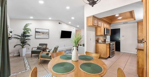 8645 Prairiewoods Dr, Sacramento, CA 95828 Photo