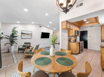 8645 Prairiewoods Dr, Sacramento, CA 95828 Photo