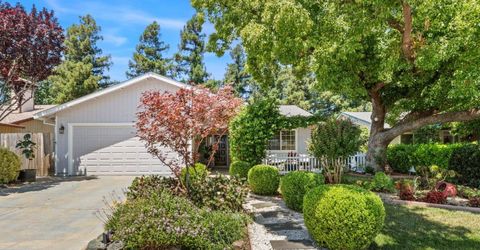 8645 Prairiewoods Dr, Sacramento, CA 95828 Photo