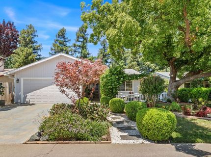8645 Prairiewoods Dr, Sacramento, CA 95828 Photo