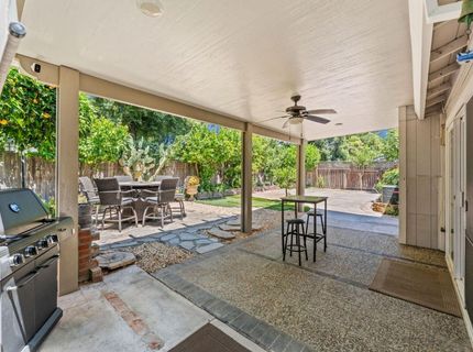 8645 Prairiewoods Dr, Sacramento, CA 95828 Photo