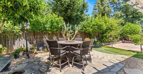 8645 Prairiewoods Dr, Sacramento, CA 95828 Photo
