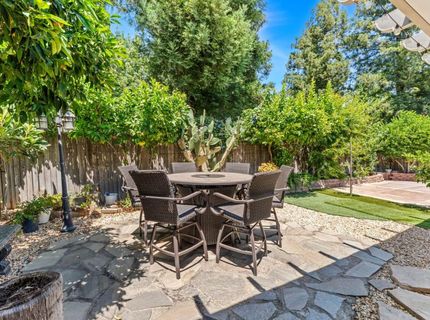 8645 Prairiewoods Dr, Sacramento, CA 95828 Photo