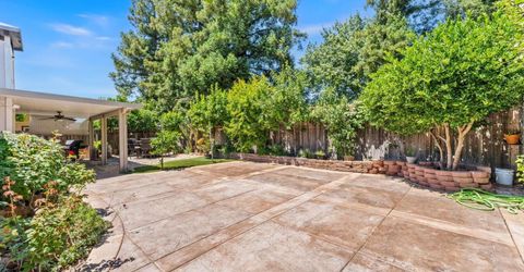 8645 Prairiewoods Dr, Sacramento, CA 95828 Photo