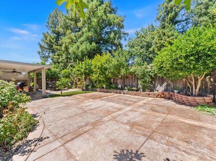 8645 Prairiewoods Dr, Sacramento, CA 95828 Photo