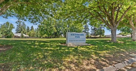 8645 Prairiewoods Dr, Sacramento, CA 95828 Photo