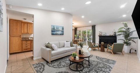 8645 Prairiewoods Dr, Sacramento, CA 95828 Photo