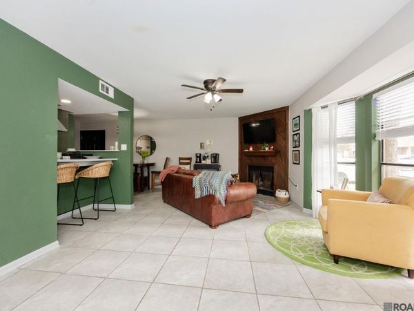 1727 S Brightside View Dr, Unit #D, Baton Rouge, LA 70820
