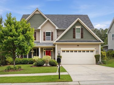 204 Sweet Violet Drive, Holly Springs, NC 27540
