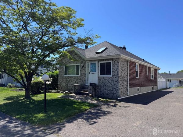 11 Lee Avenue, South Amboy, NJ 08879