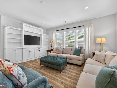 21630 HAWKSBILL HIGH CIRCLE , Unit 202, STERLING, VA 20164