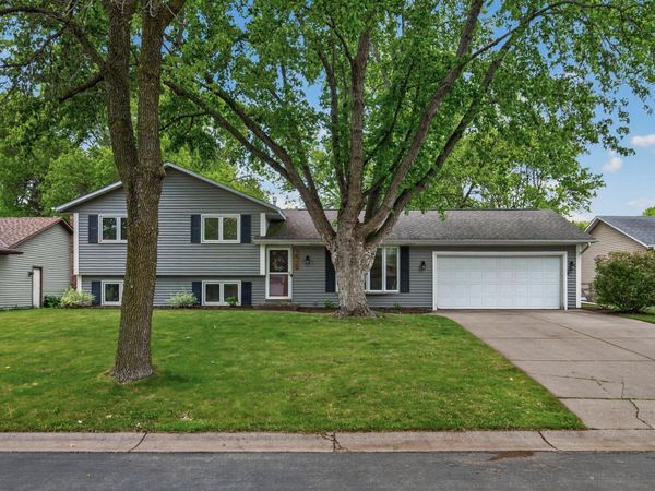 14735 91st Place N, Maple Grove, MN 55369