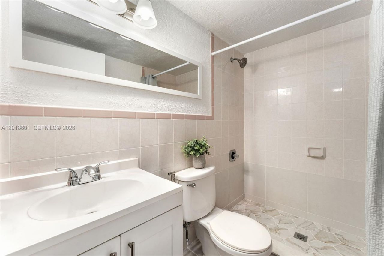 5706 W 26th Ave , Unit 5706, Hialeah, FL 33016 Photo