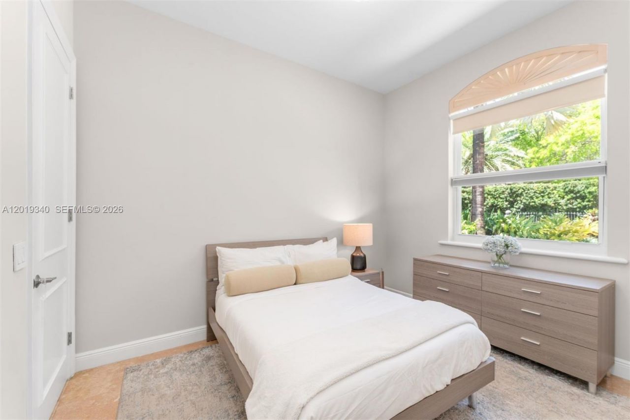 12801 Old Cutler Rd , Pinecrest, FL 33156 Photo