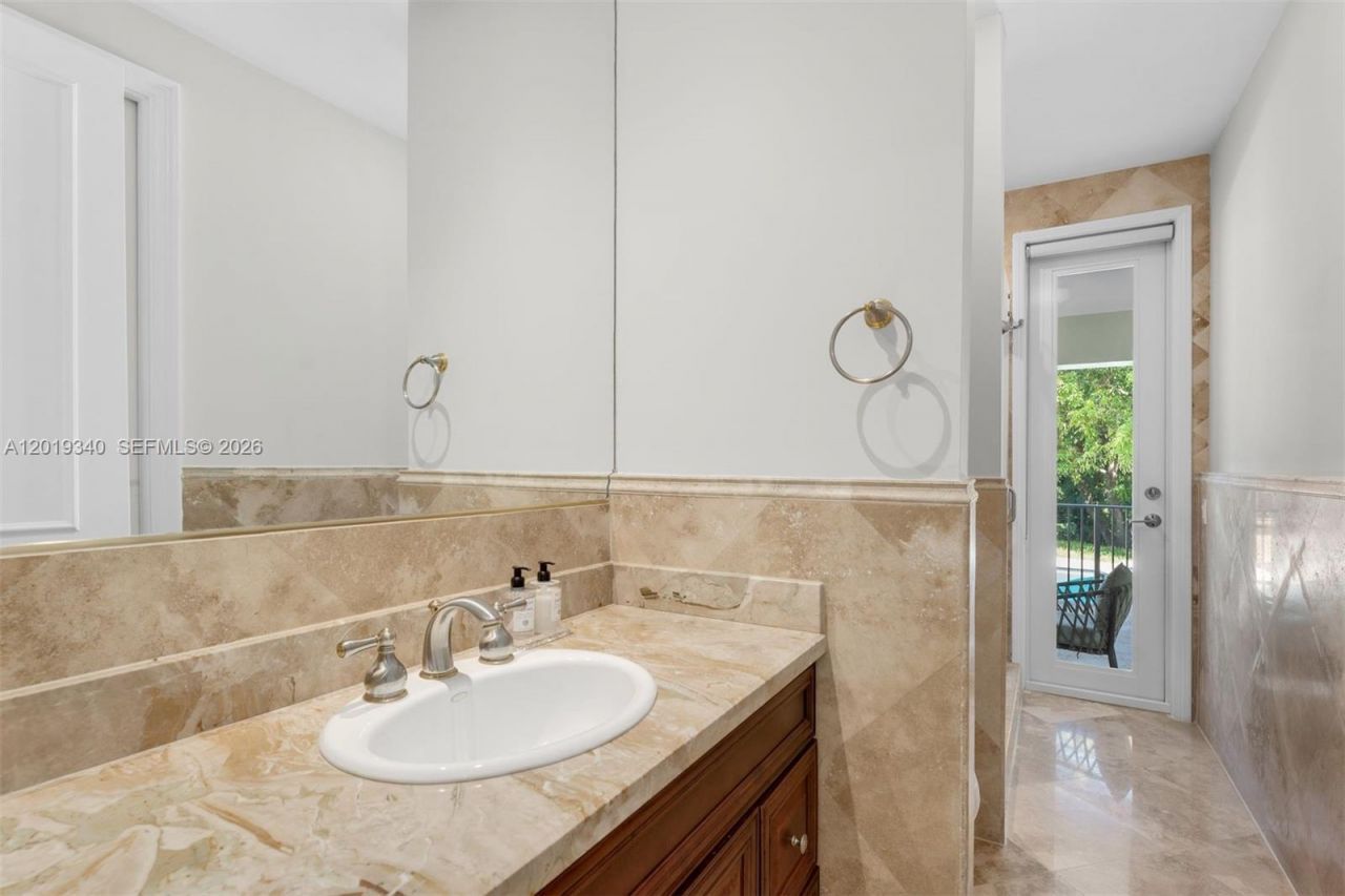 12801 Old Cutler Rd , Pinecrest, FL 33156 Photo