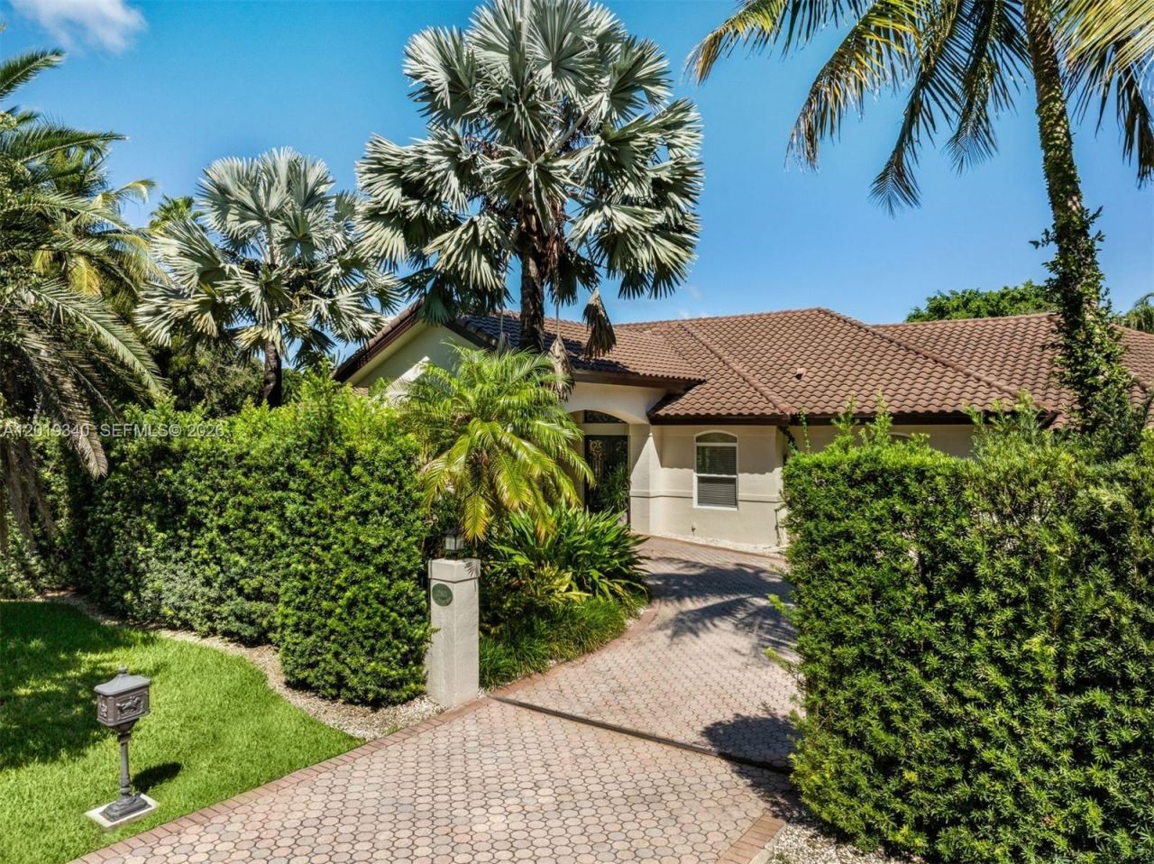 12801 Old Cutler Rd , Pinecrest, FL 33156 Photo