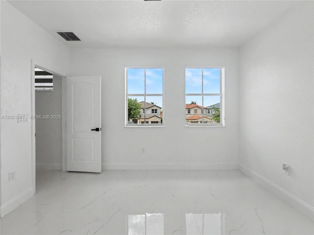 15486 SW 23rd Ln , Miami, FL 33185 Photo