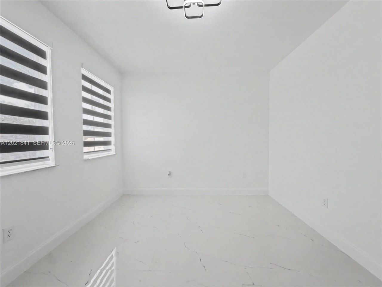15486 SW 23rd Ln , Miami, FL 33185 Photo