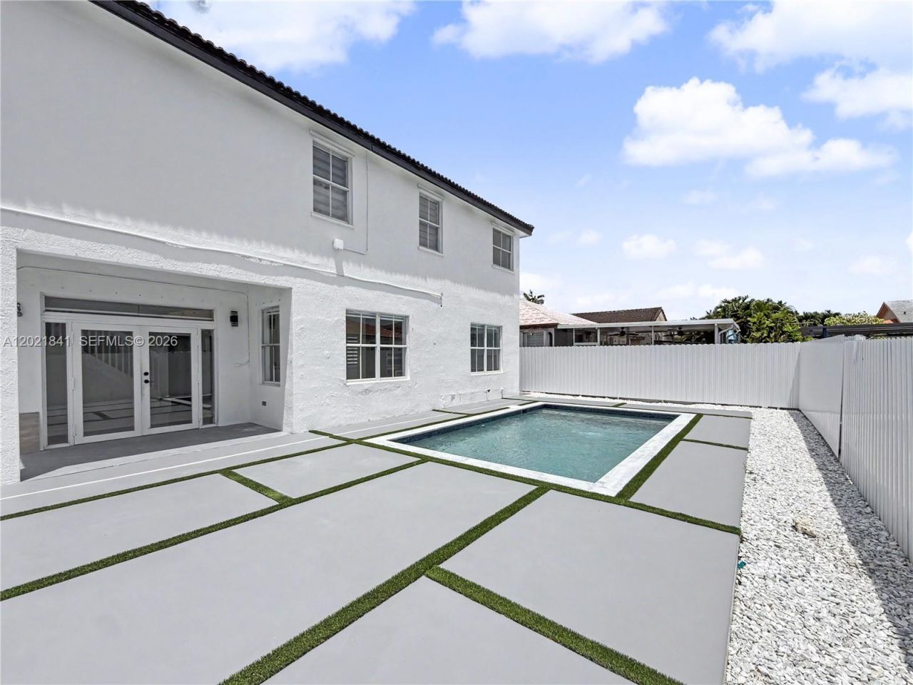 15486 SW 23rd Ln , Miami, FL 33185 Photo