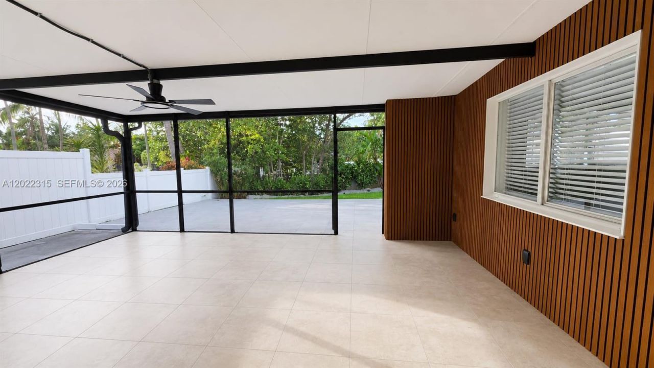 1155 Hayes St, Hollywood, FL 33019 Photo