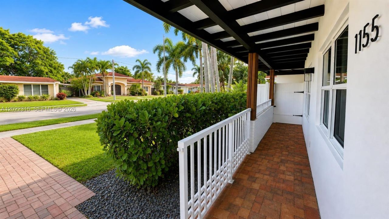 1155 Hayes St, Hollywood, FL 33019 Photo