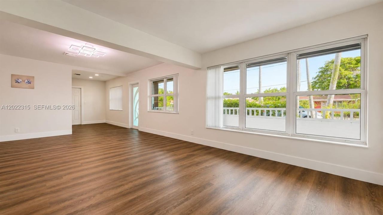 1155 Hayes St, Hollywood, FL 33019 Photo