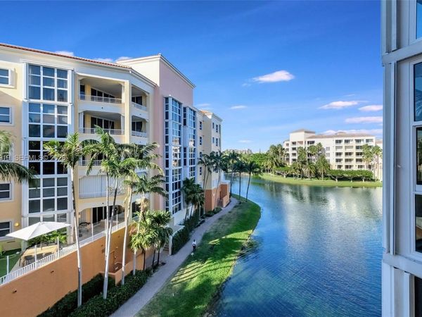 731 Crandon Blvd , Unit 407, Key Biscayne, FL 33149