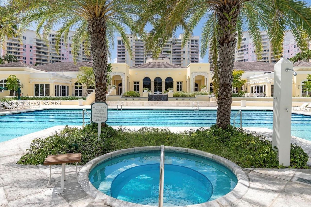 731 Crandon Blvd, Unit 407, Key Biscayne, FL 33149 Photo