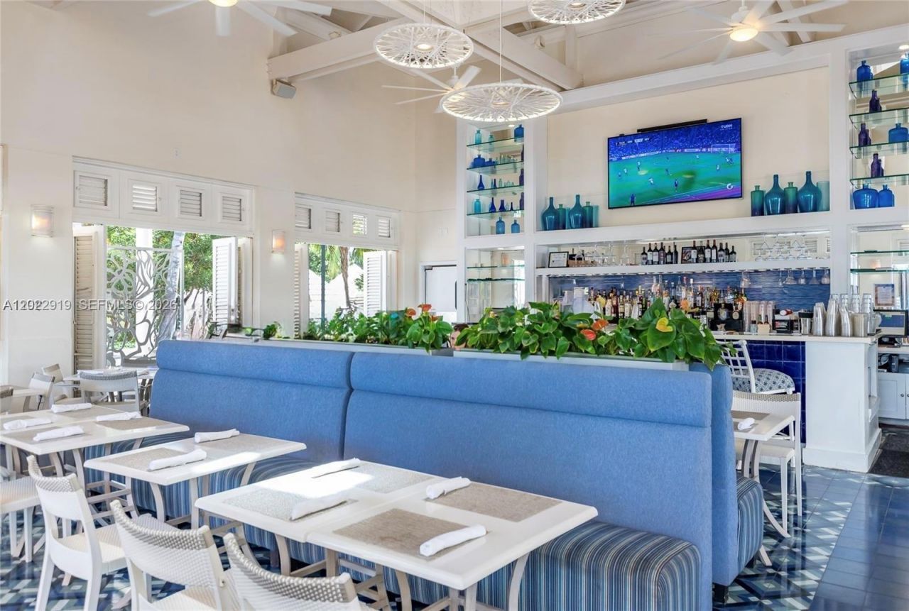 731 Crandon Blvd, Unit 407, Key Biscayne, FL 33149 Photo