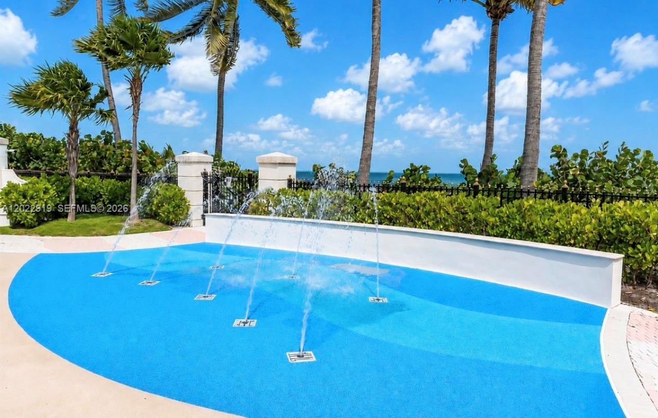 731 Crandon Blvd, Unit 407, Key Biscayne, FL 33149 Photo