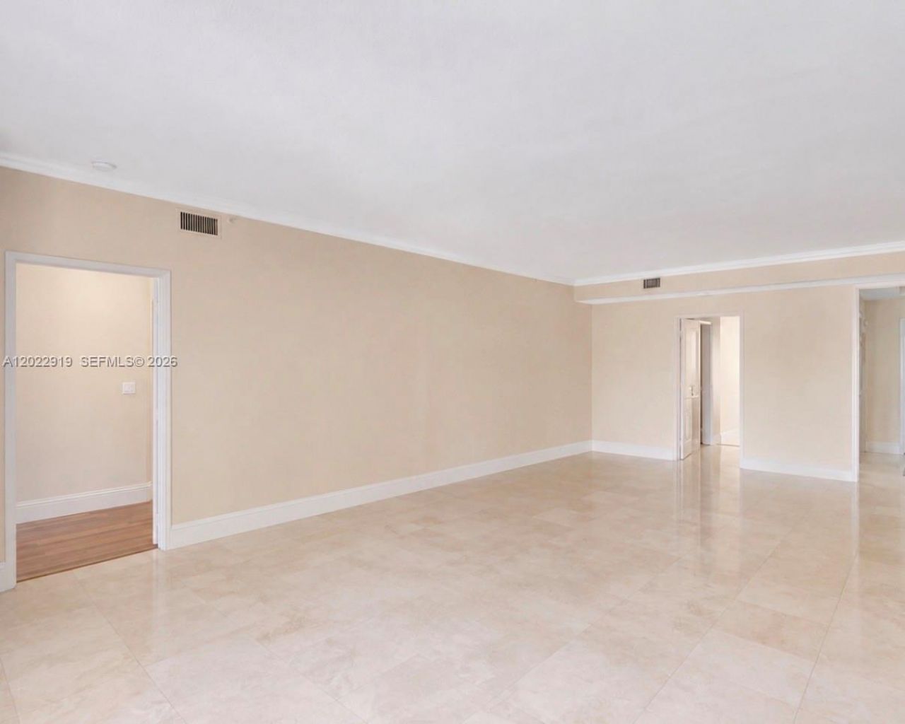 731 Crandon Blvd, Unit 407, Key Biscayne, FL 33149 Photo