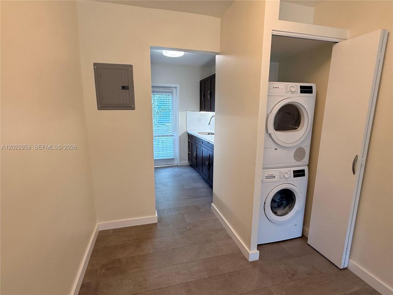 10001 W Bay Harbor Dr, Unit 205, Bay Harbor Islands, FL 33154 Photo
