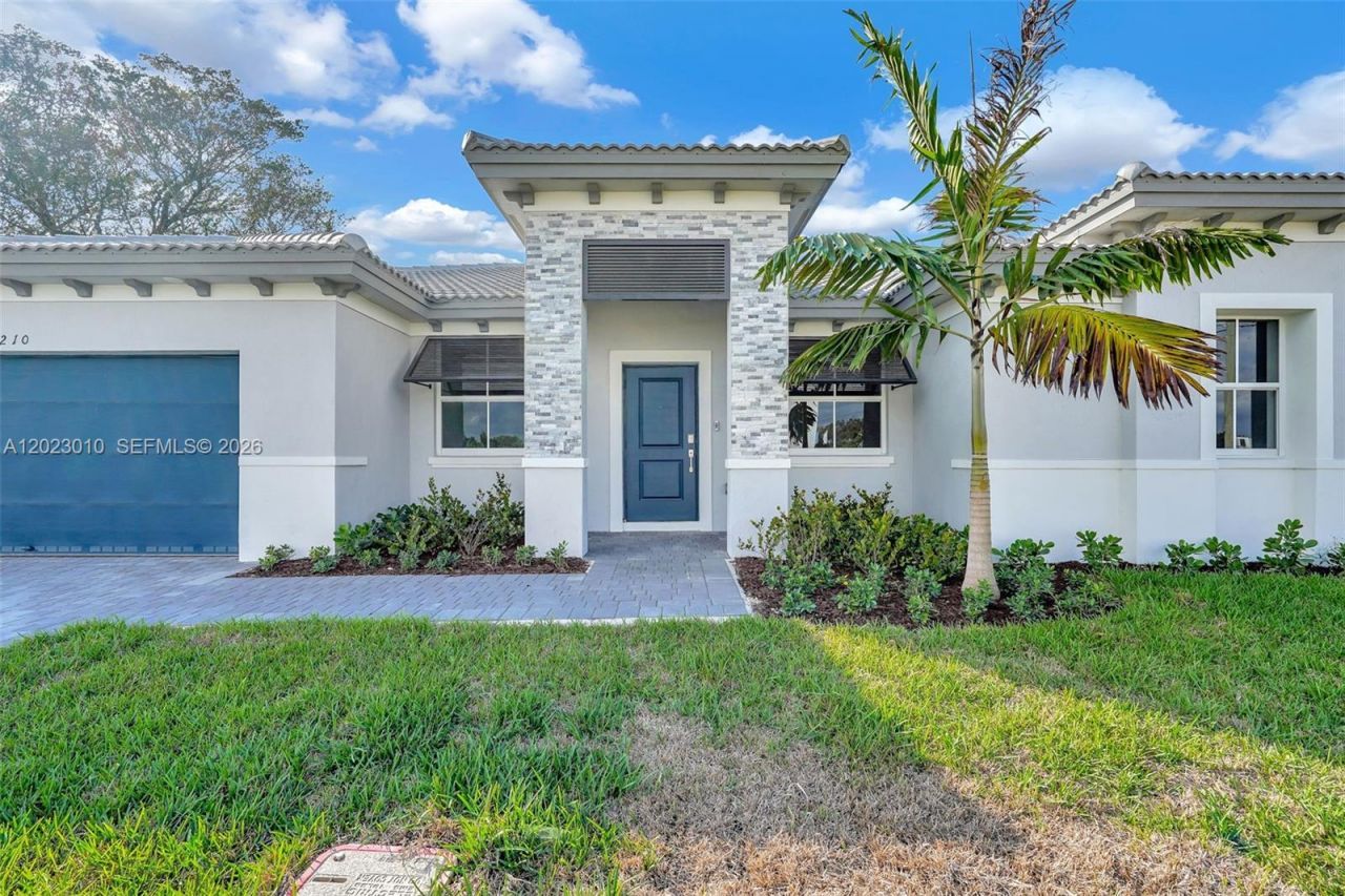 27210 SW 159th Path , Unit 10, Homestead, FL 33031 Photo