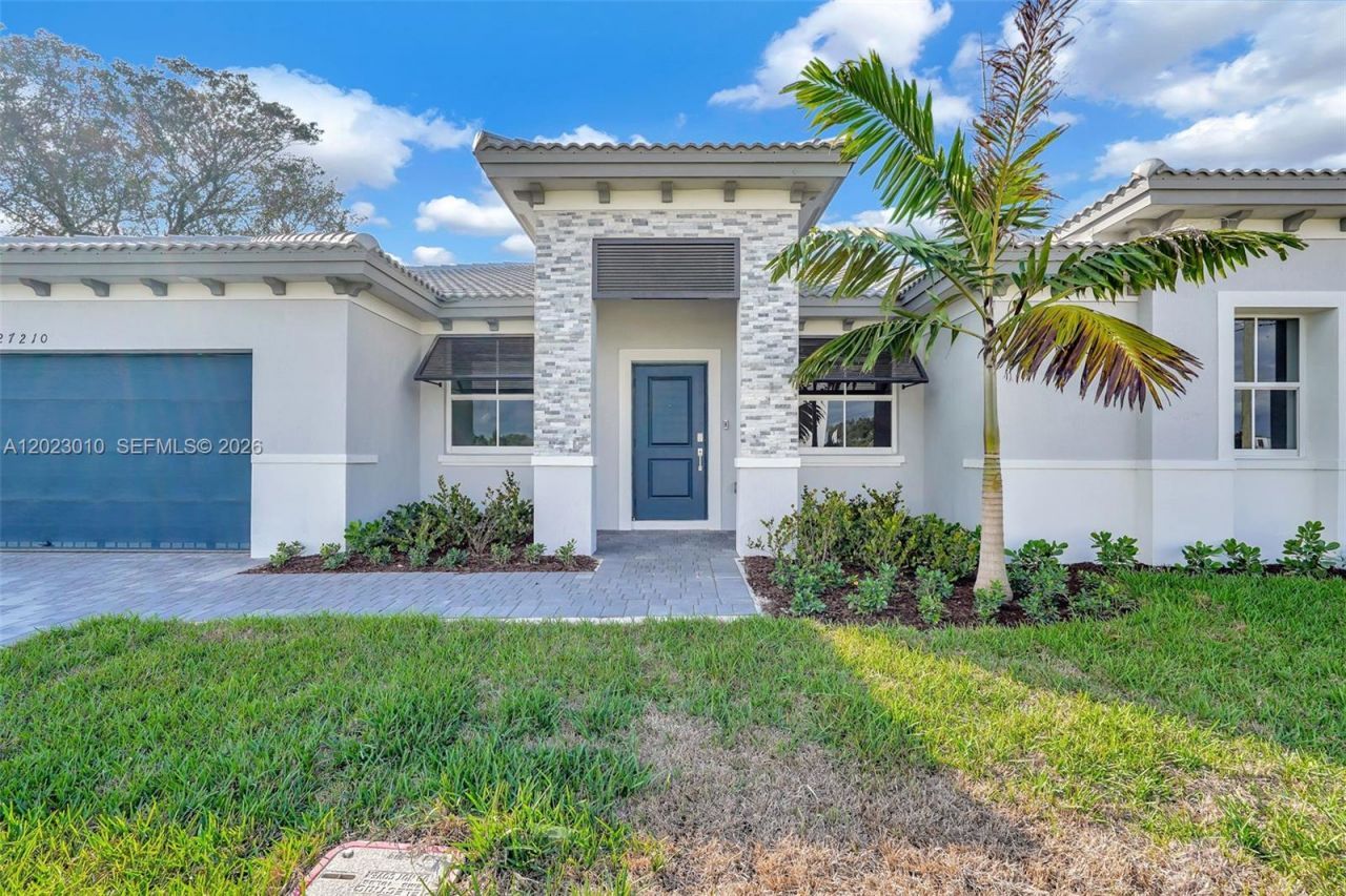27210 SW 159th Path , Unit 10, Homestead, FL 33031 Photo