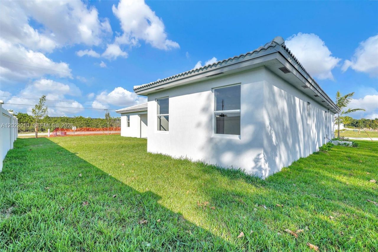 27210 SW 159th Path , Unit 10, Homestead, FL 33031 Photo