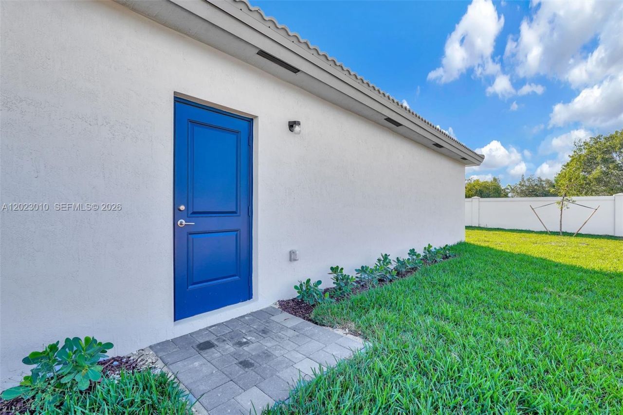 27210 SW 159th Path , Unit 10, Homestead, FL 33031 Photo