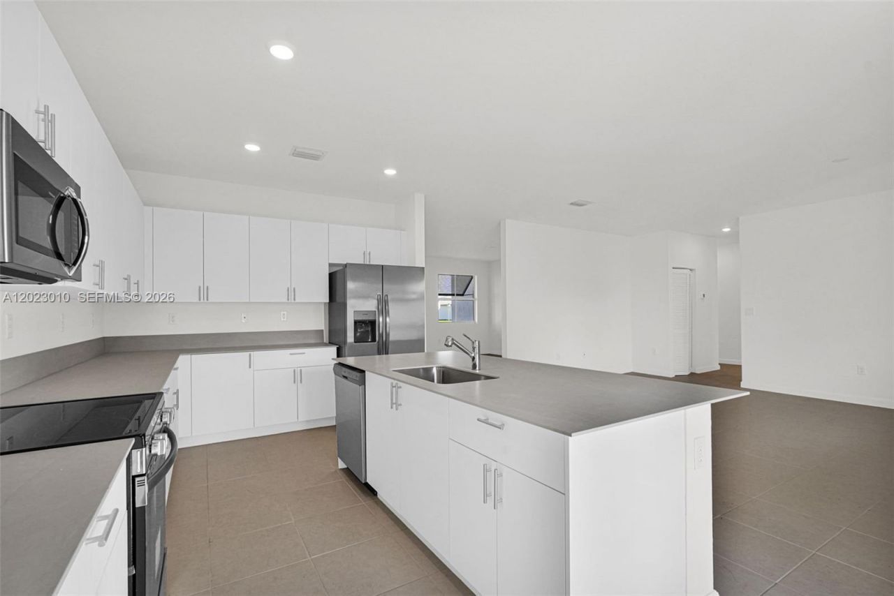 27210 SW 159th Path , Unit 10, Homestead, FL 33031 Photo