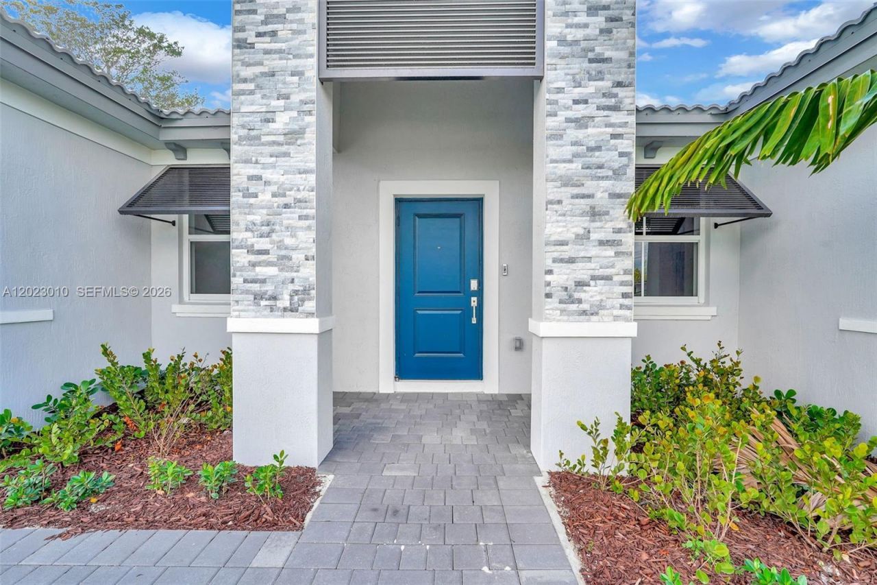27210 SW 159th Path , Unit 10, Homestead, FL 33031 Photo