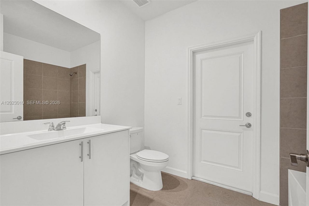 27210 SW 159th Path , Unit 10, Homestead, FL 33031 Photo