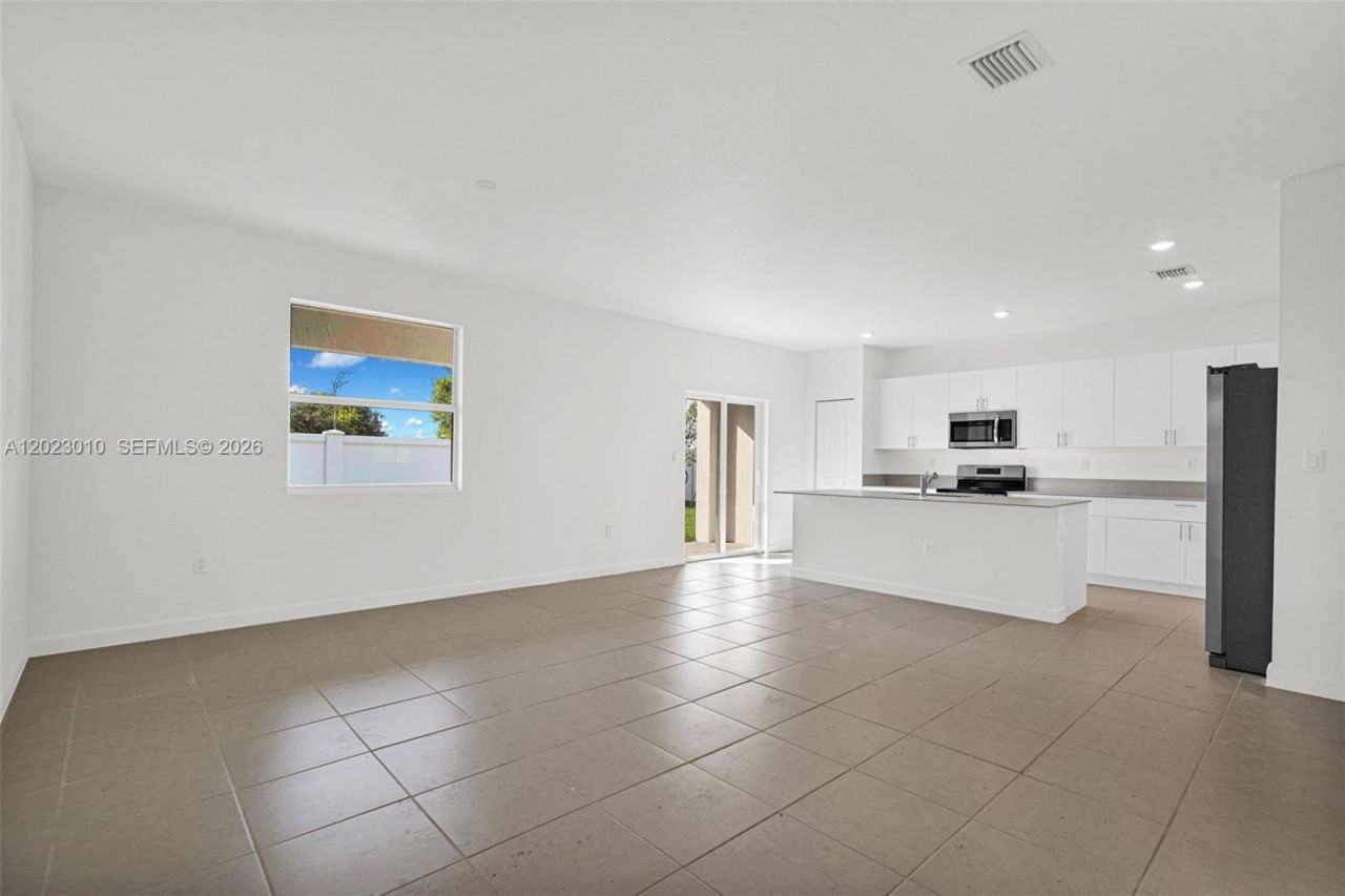 27210 SW 159th Path , Unit 10, Homestead, FL 33031 Photo